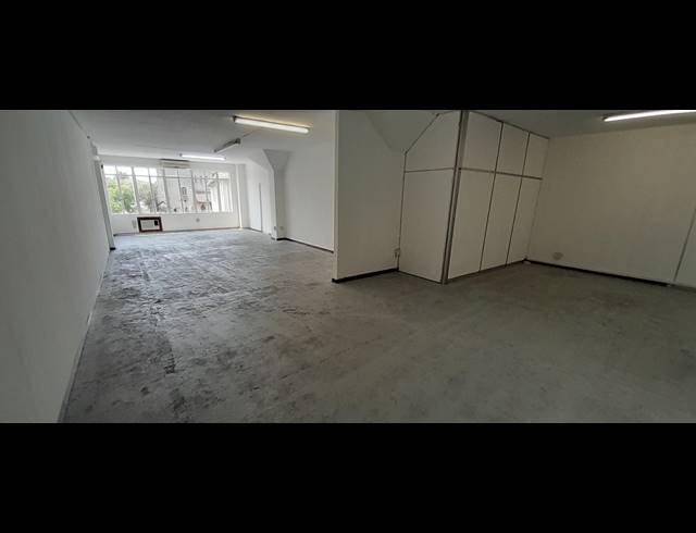 131M² OFFICE TO LET IN GREYVILLE
